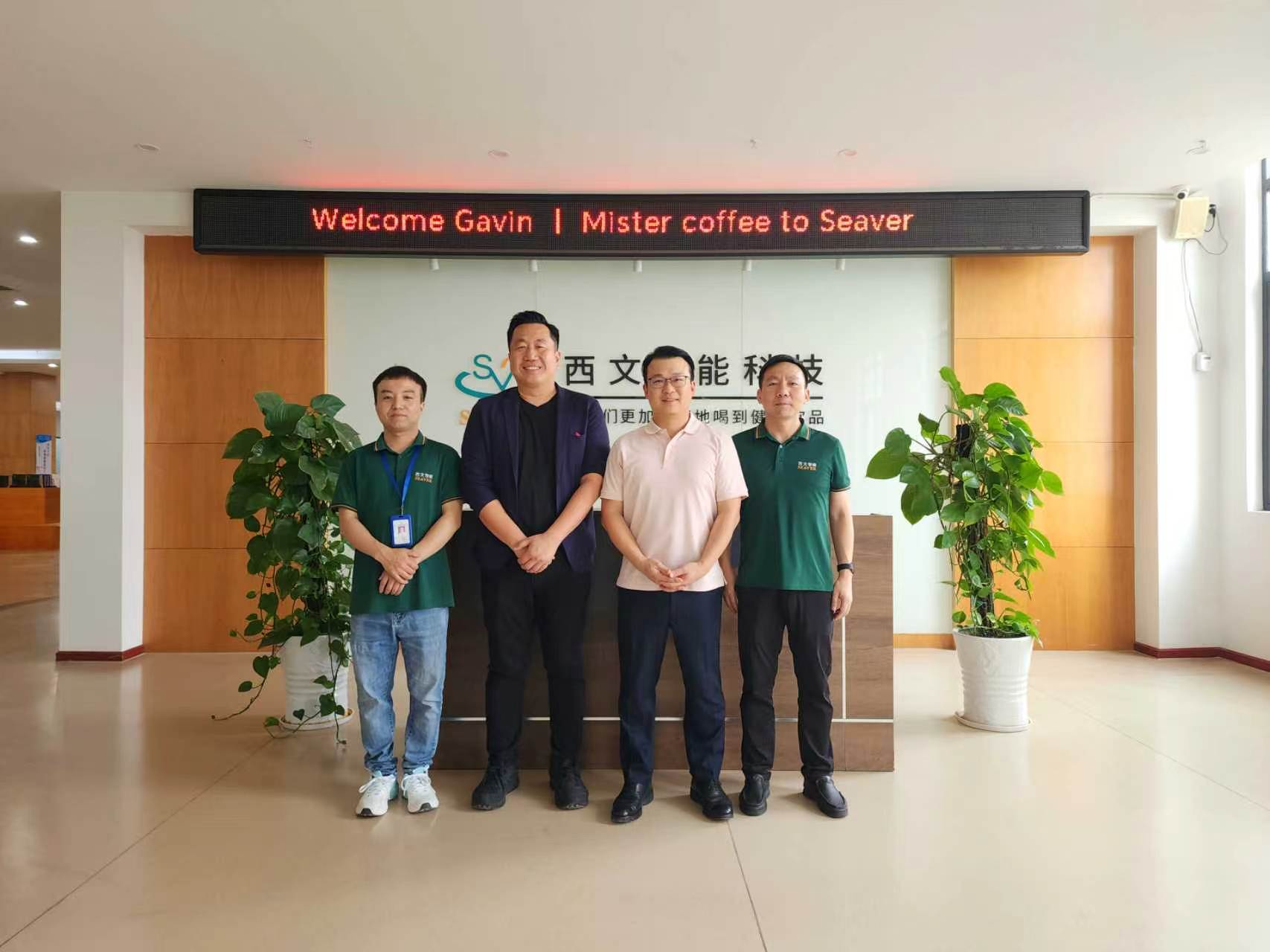 Apa Sing Ndadekake Mesin Kopi Kapsul SEAVER? Tinjauan Pengujian & Kunjungan Pabrik ing Klien Malaysia